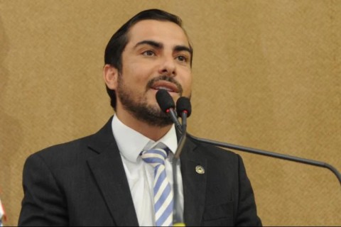 Ex-deputado Marcell Moraes é preso acusado de ameaçar namorada em condomínio de luxo em Salvador